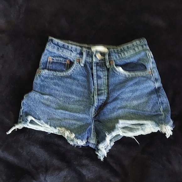 Shorts - Picture 9 of 9